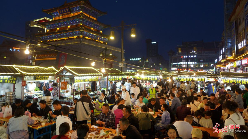 餐饮消费“再添一把火” 中国经济“再上新台阶”